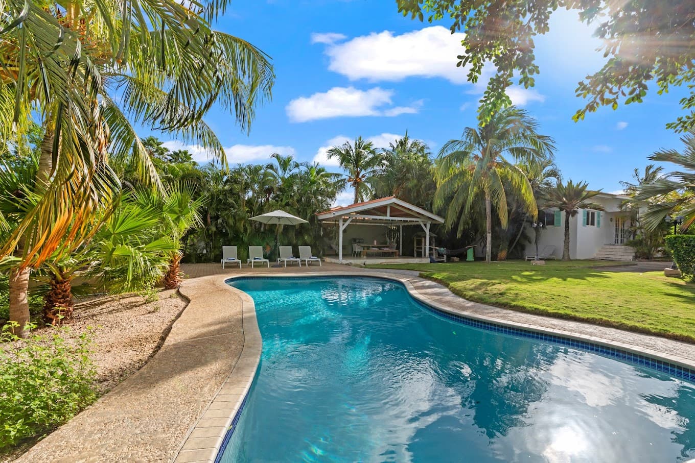 TUK Tropical Boutique Resort