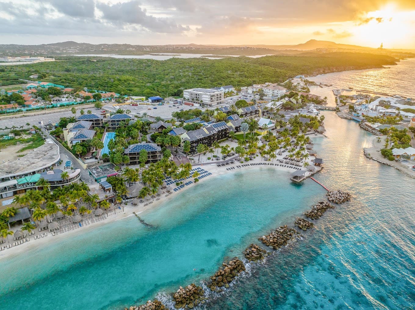 Lions Dive & Beach Resort