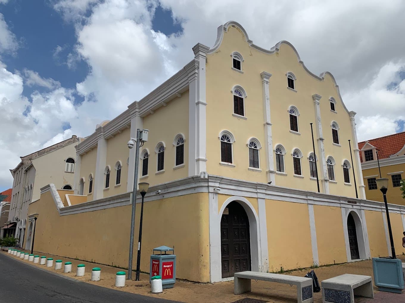 Mikvé Israel-Emanuel Synagogue
