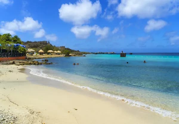 Caracasbaai Beach