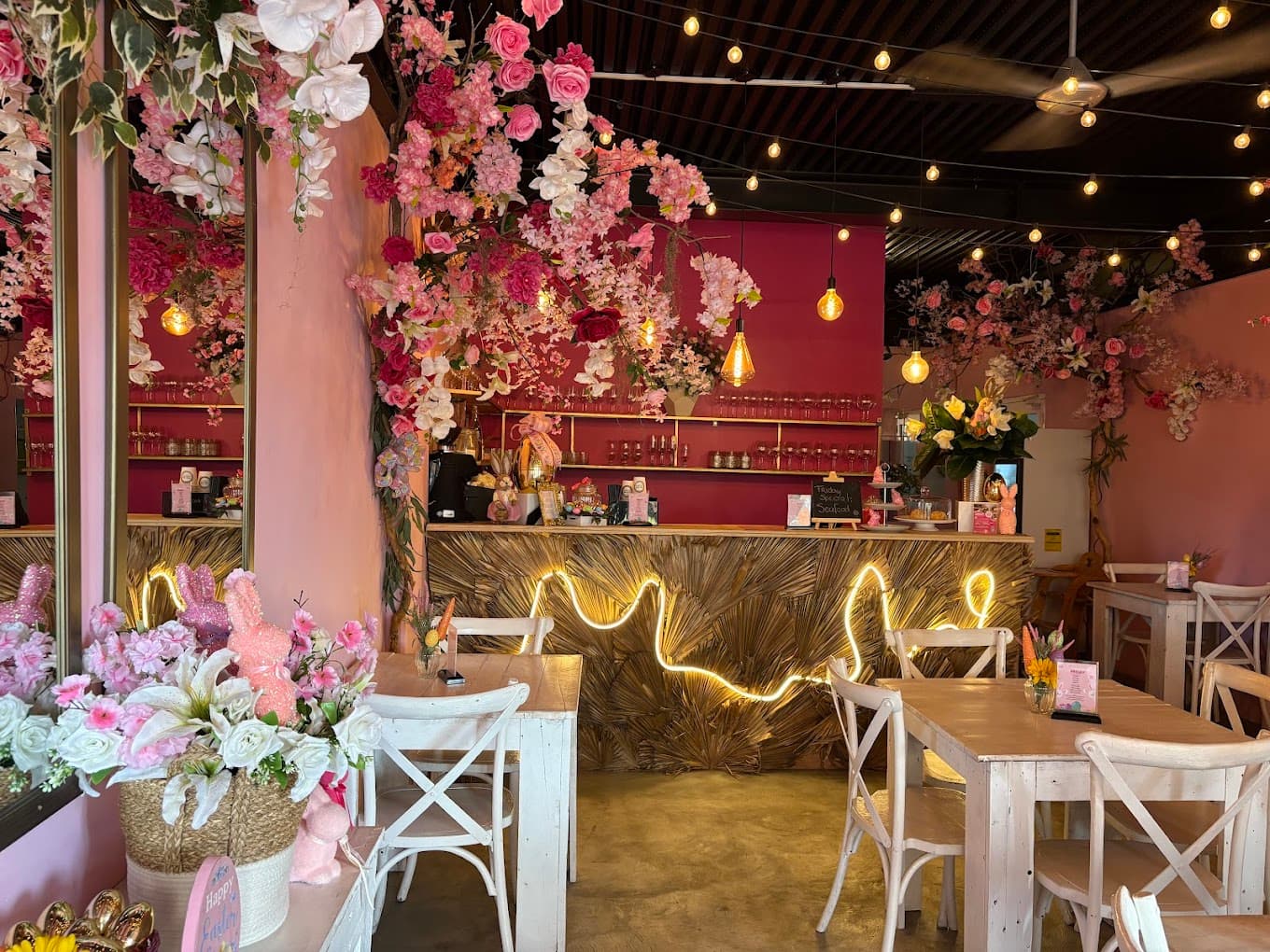 The Pink Taverna